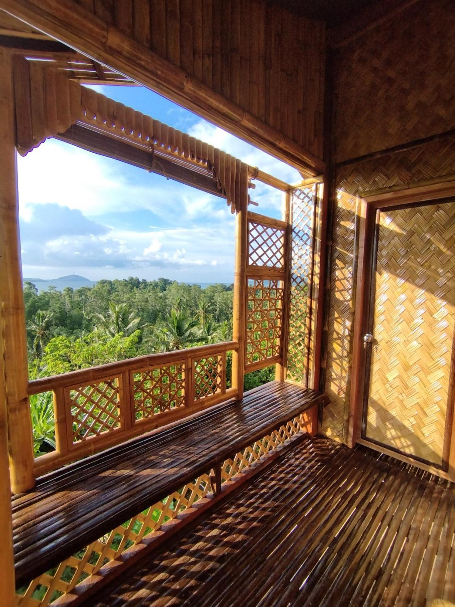 Ocean Green Eco Lodge Puerto Princesa Buitenkant foto